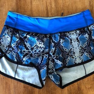 Lululemon run times short